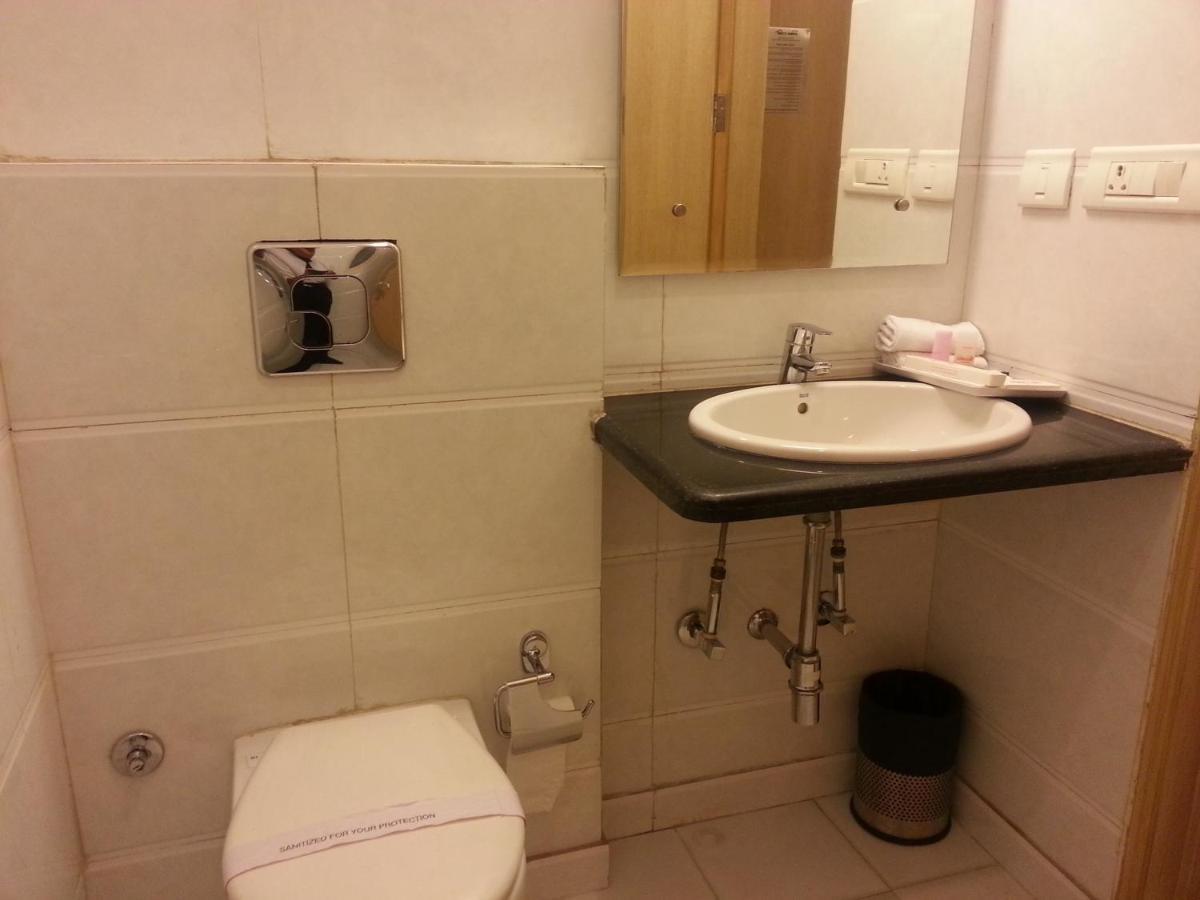 Hotel Arina Inn New Delhi Eksteriør bilde