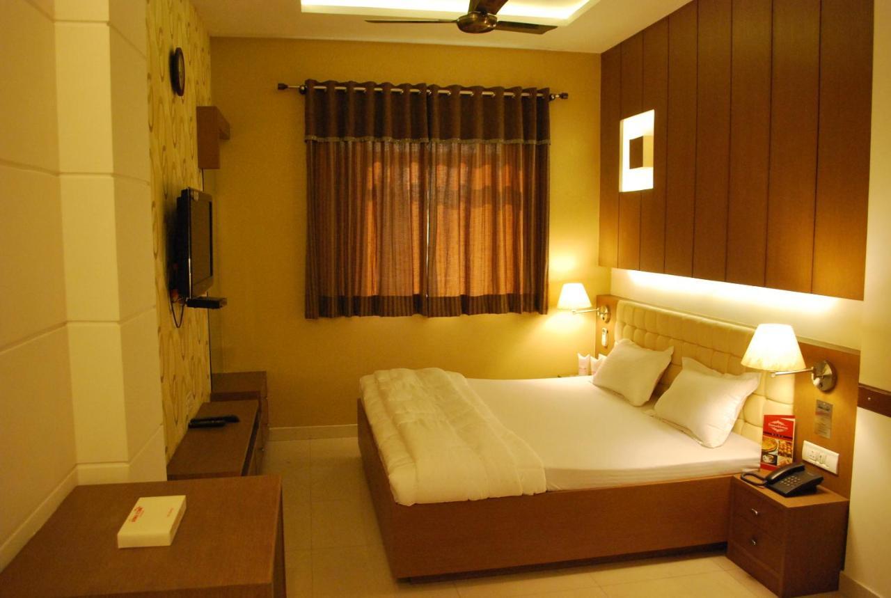 Hotel Arina Inn New Delhi Eksteriør bilde