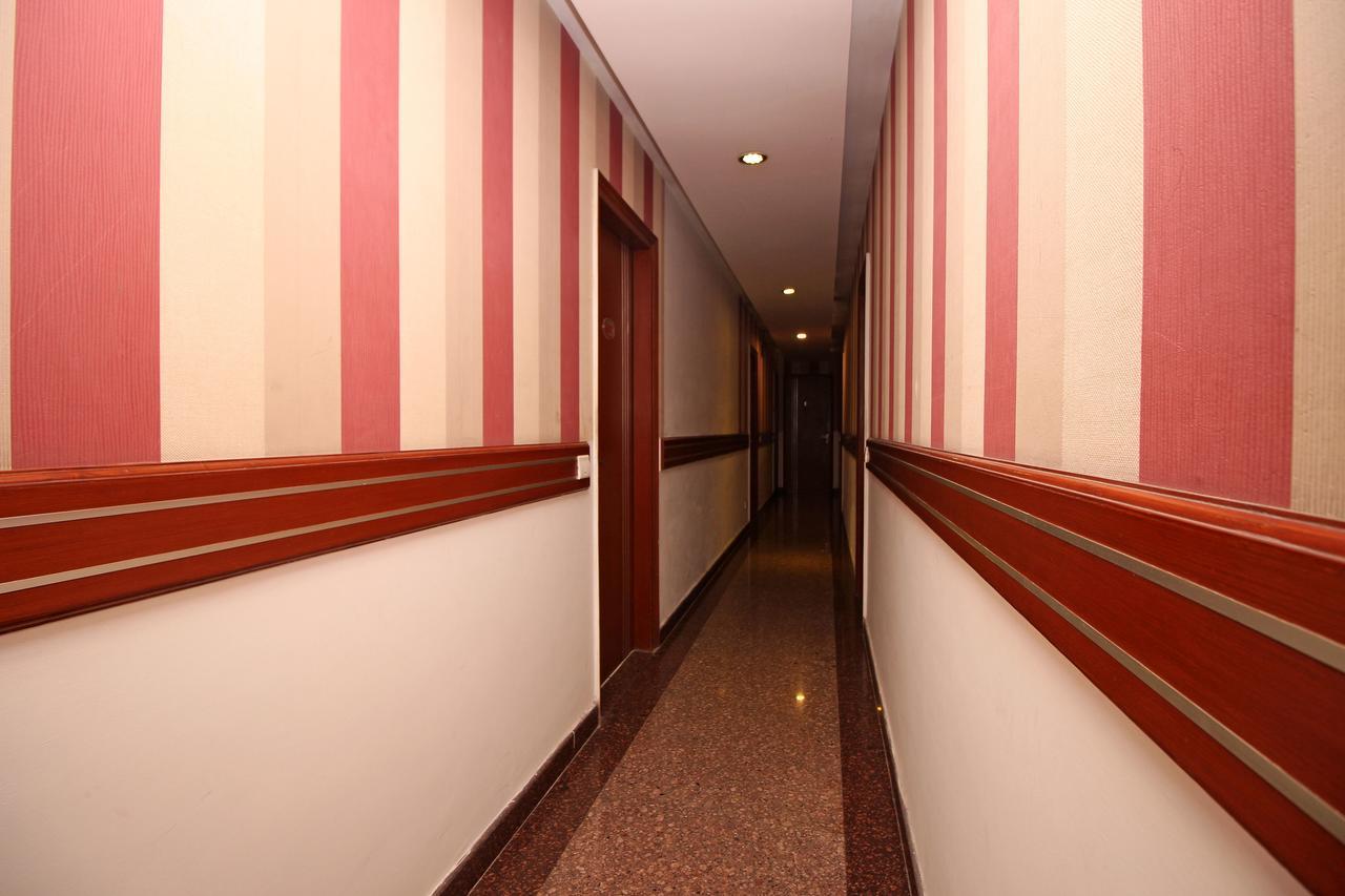 Hotel Arina Inn New Delhi Eksteriør bilde